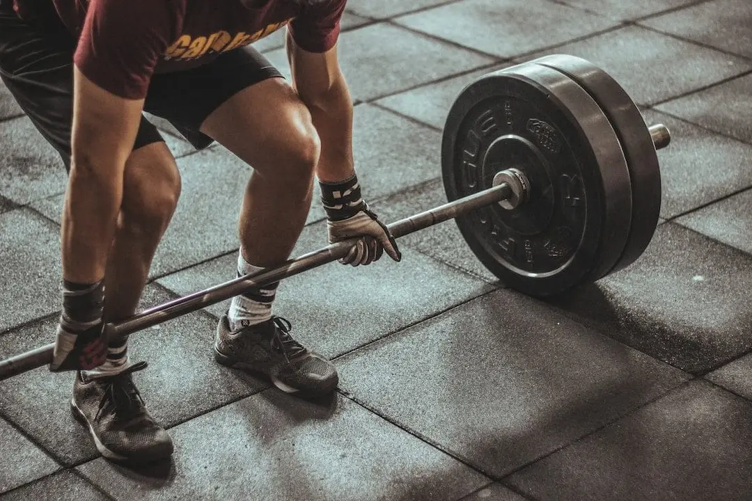 Hur man använder foam roller för att lindra stelhet och öka flexibiliteten illustration
